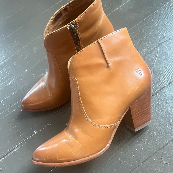 Frye JenniferBrown Leather Ankle Booties - Picture 3 of 11